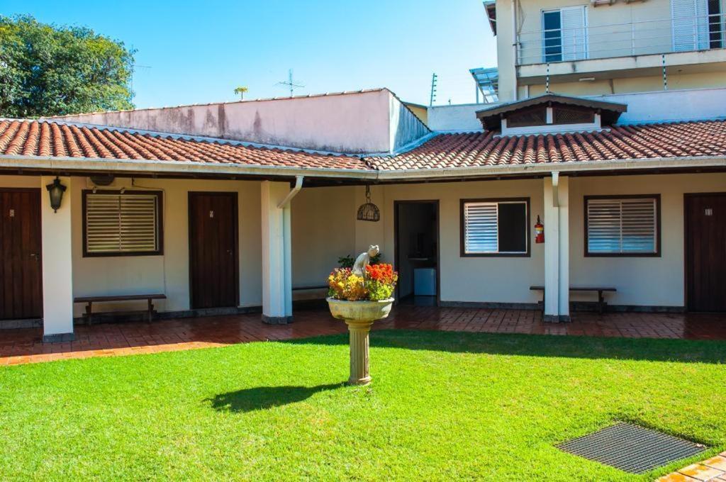 Galeria Hotel Pousada Jaguariúna Eksteriør billede